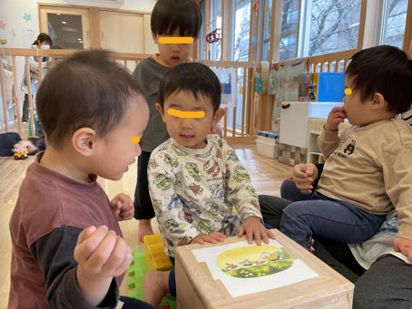 この絵の中に「お宝」の隠し場所が・・・