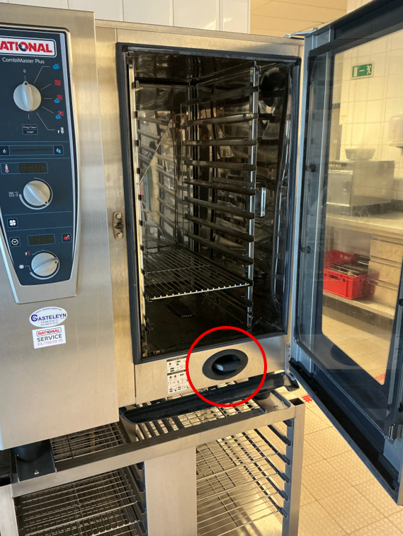 Handheld sprayers on steamers: a highly underestimated risk of Legionnaires' disease in kitchens.