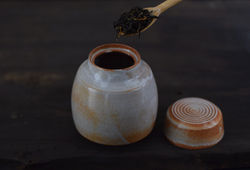 Tea caddy 3