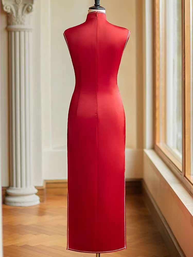 Thumbnail: 11335 Luxury Evening Gown Slim-Fit Cheongsam High-Slit Runway DragonseedBridal
