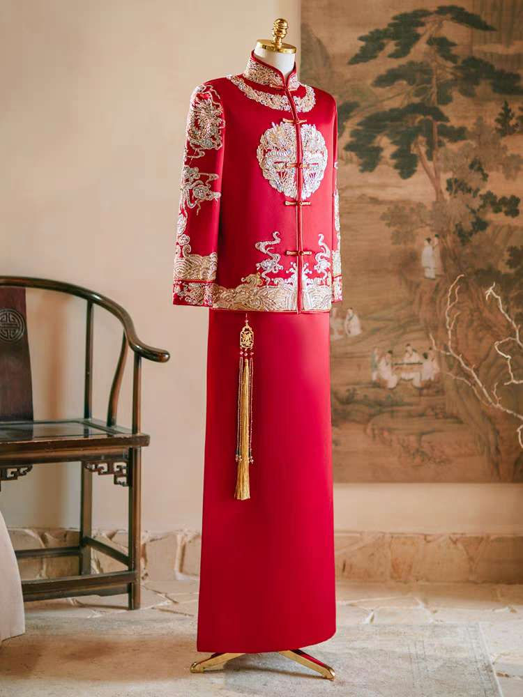 Thumbnail: Groom's wedding suit SHM2547