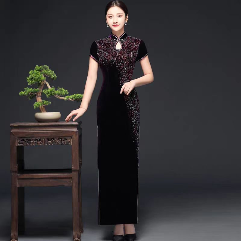 Thumbnail: Qipao for mom