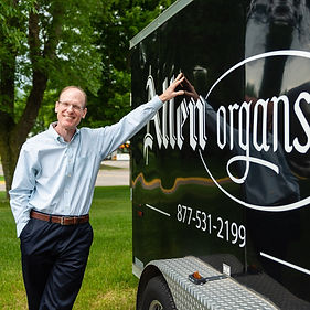Allen Organs with Chris Wallace 2.jpeg