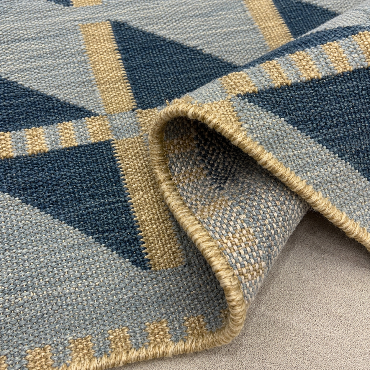 Modern Geometric Flatweave Rug