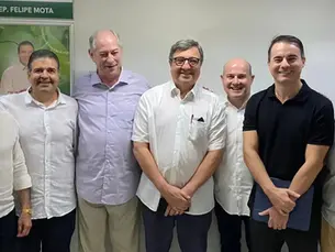 Estratégia da oposição da Alece pode inflar bancada de deputados do PSDB e esvaziar PDT e União