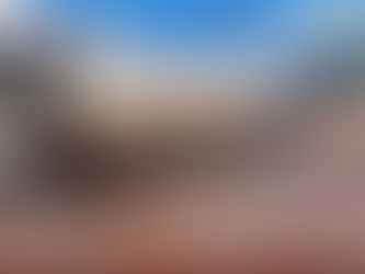 Cidadão denuncia caçamba que pertence a Prefeitura de Juazeiro quebrada e sem placa