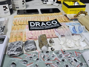 Polícia prende 9 pessoas e bloqueia R$ 500 mil em operação contra tráfico em Fortaleza e RMF