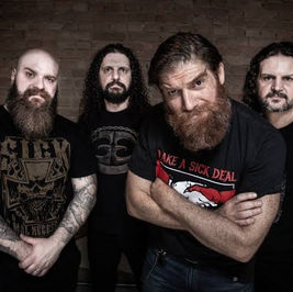 Matanza Ritual se apresenta hoje em Fortaleza e promete noite de peso no Pirata Bar