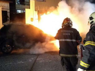 Mais de 200 incêndios em veículos foram apagados em 2023; veja orientações