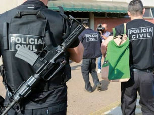 Duas mulheres são presas na rodoviária do Crato, suspeitas de tráfico de drogas