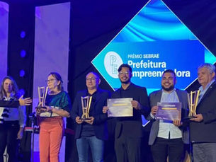 Prefeitura de Milagres recebe premiação do Sebrae por apoio ao empreendedorismo