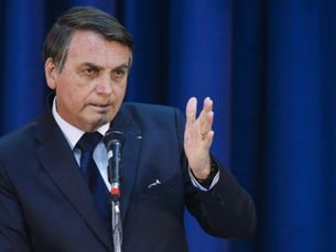 Apoiadores atribuem a Bolsonaro repatriação de brasileiros em Gaza: "Nobel da Paz"