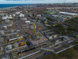 Petrobras prepara novo plano para refinaria no Ceará; entenda   