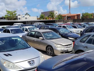 Detran-CE realiza leilão virtual com lances iniciais entre R$ 50 e R$ 500