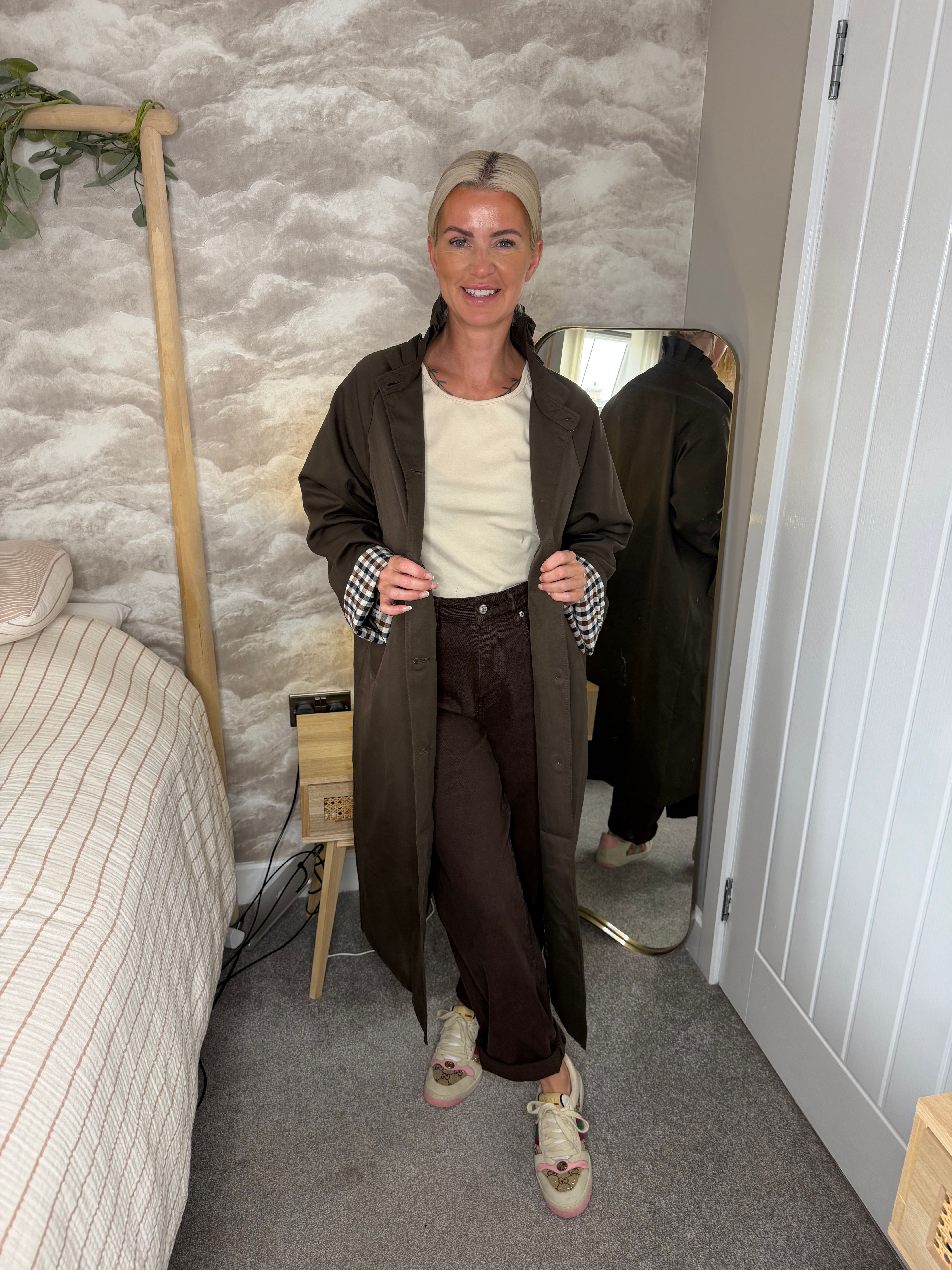 Jordan ruffle collar trench coat - BROWN