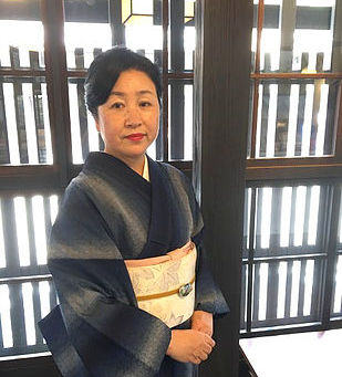Hidarimae, A Wrong Way of Wearing Kimono