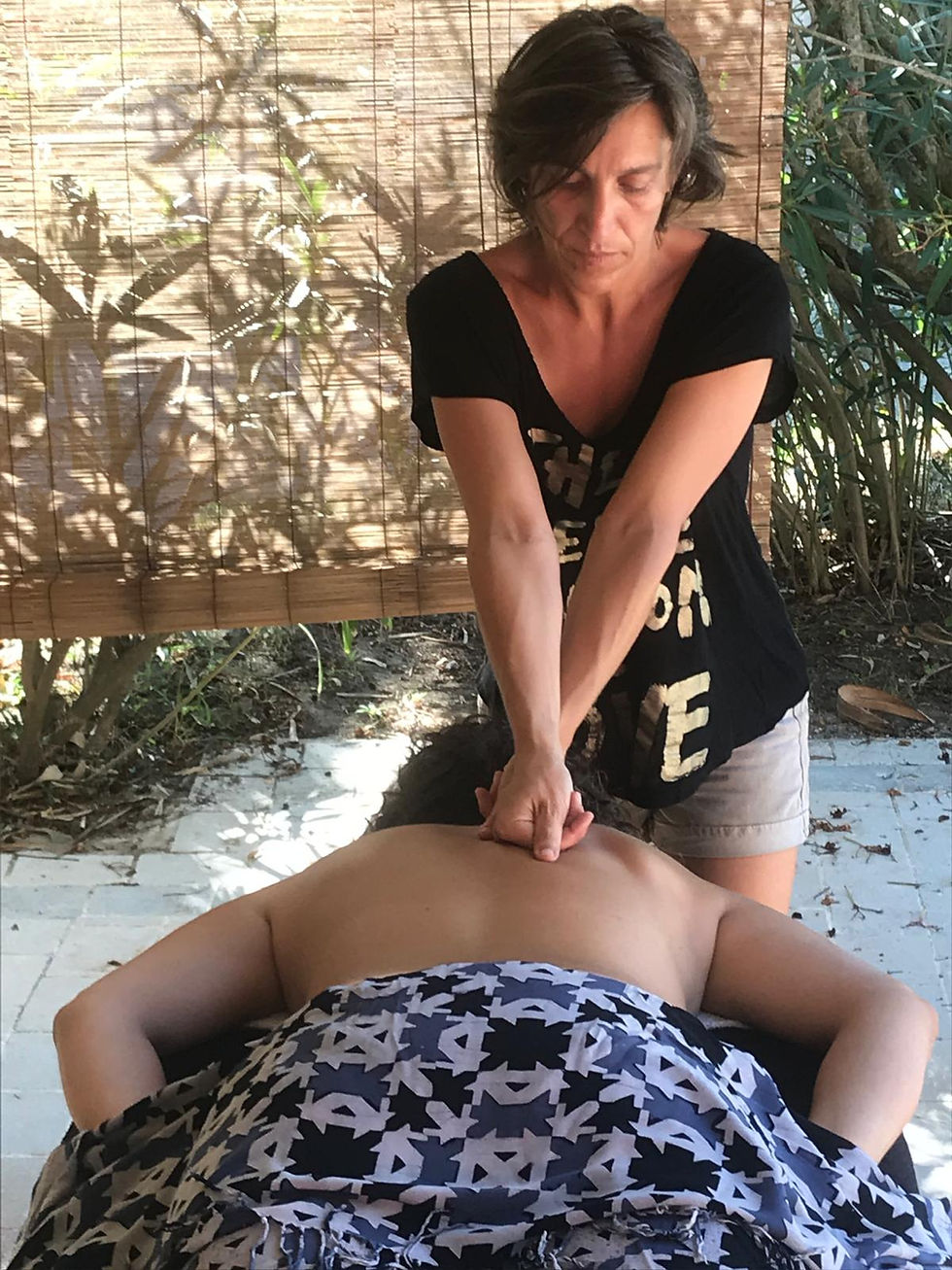 Massage dos et nuque pour soulager les tensions à Marseille