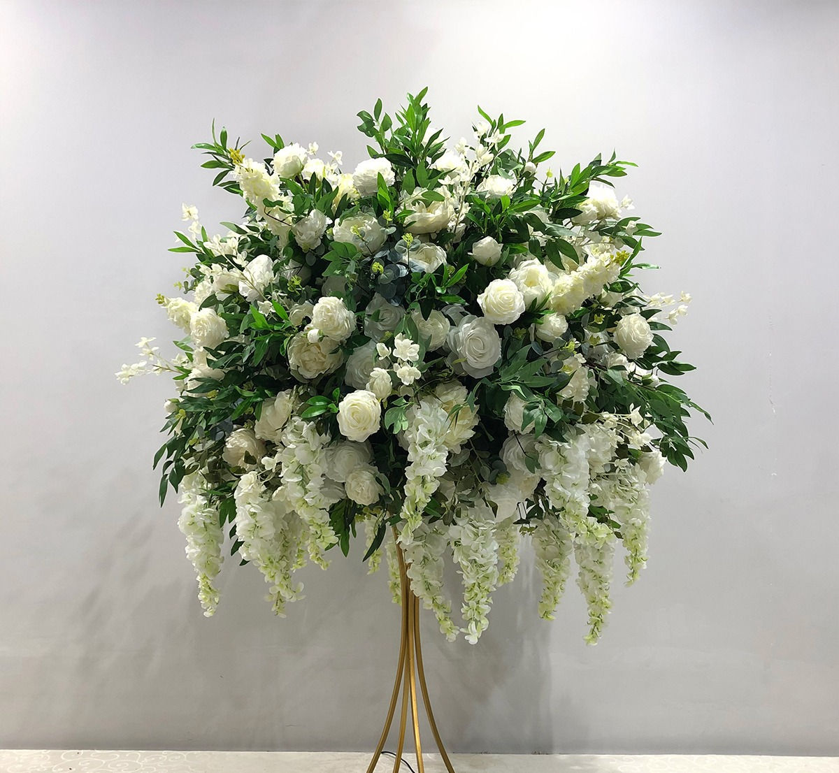 C17 - Wisteria Flower Dome