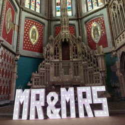 MR & MRS Letters - 4ft