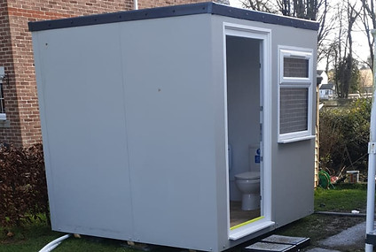Small bathroom pod for outside