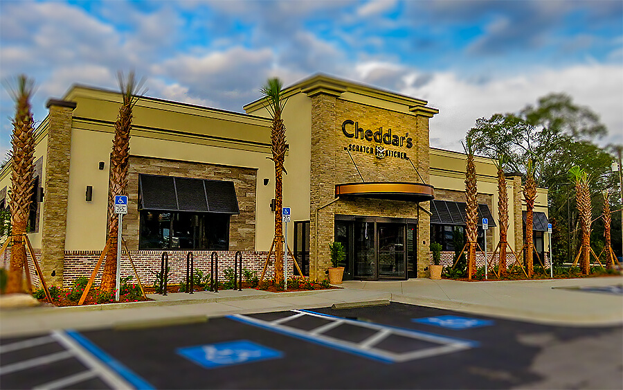 Cheddar’s Scratch Kitchen Opens Monday