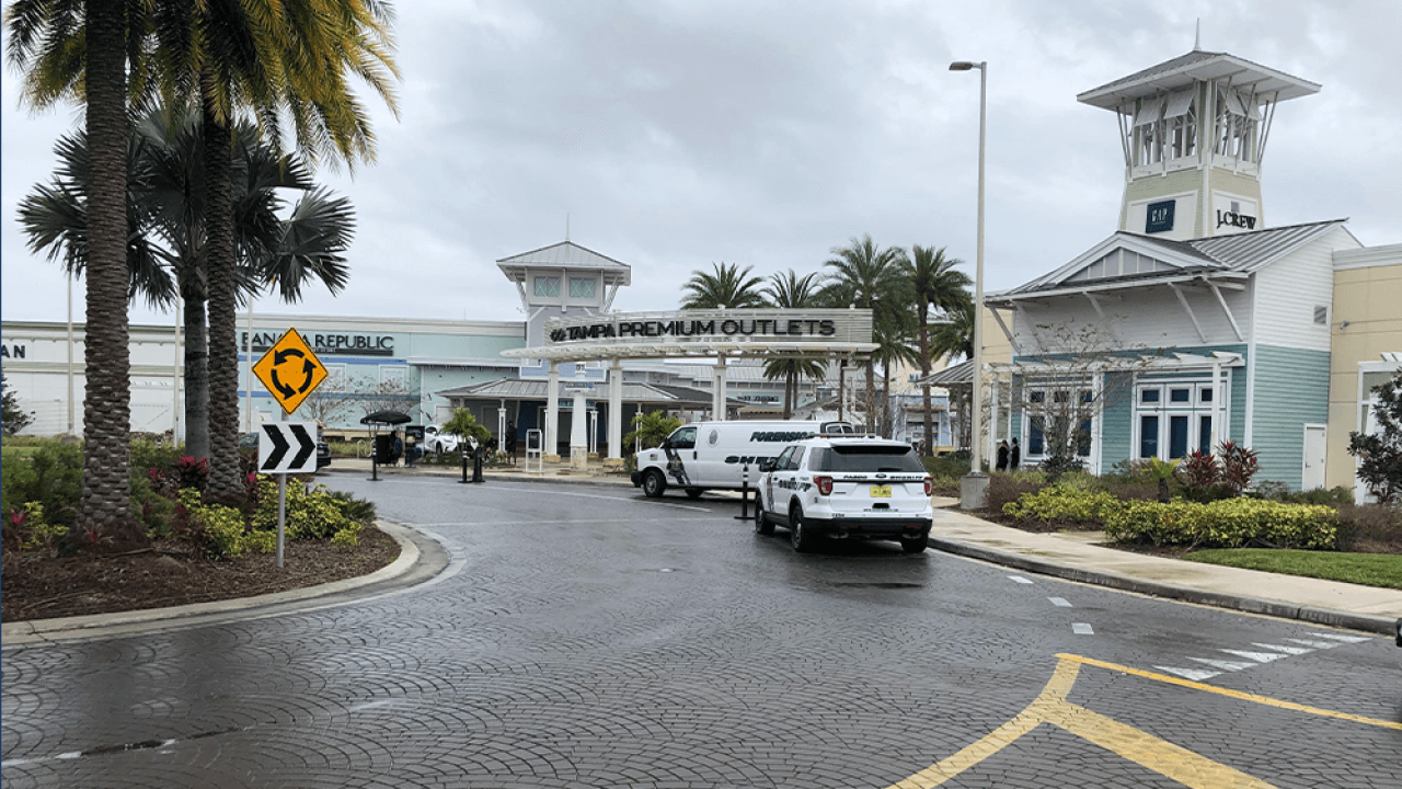 Tampa Premium Outlets Evacuated and Closed after Robbery