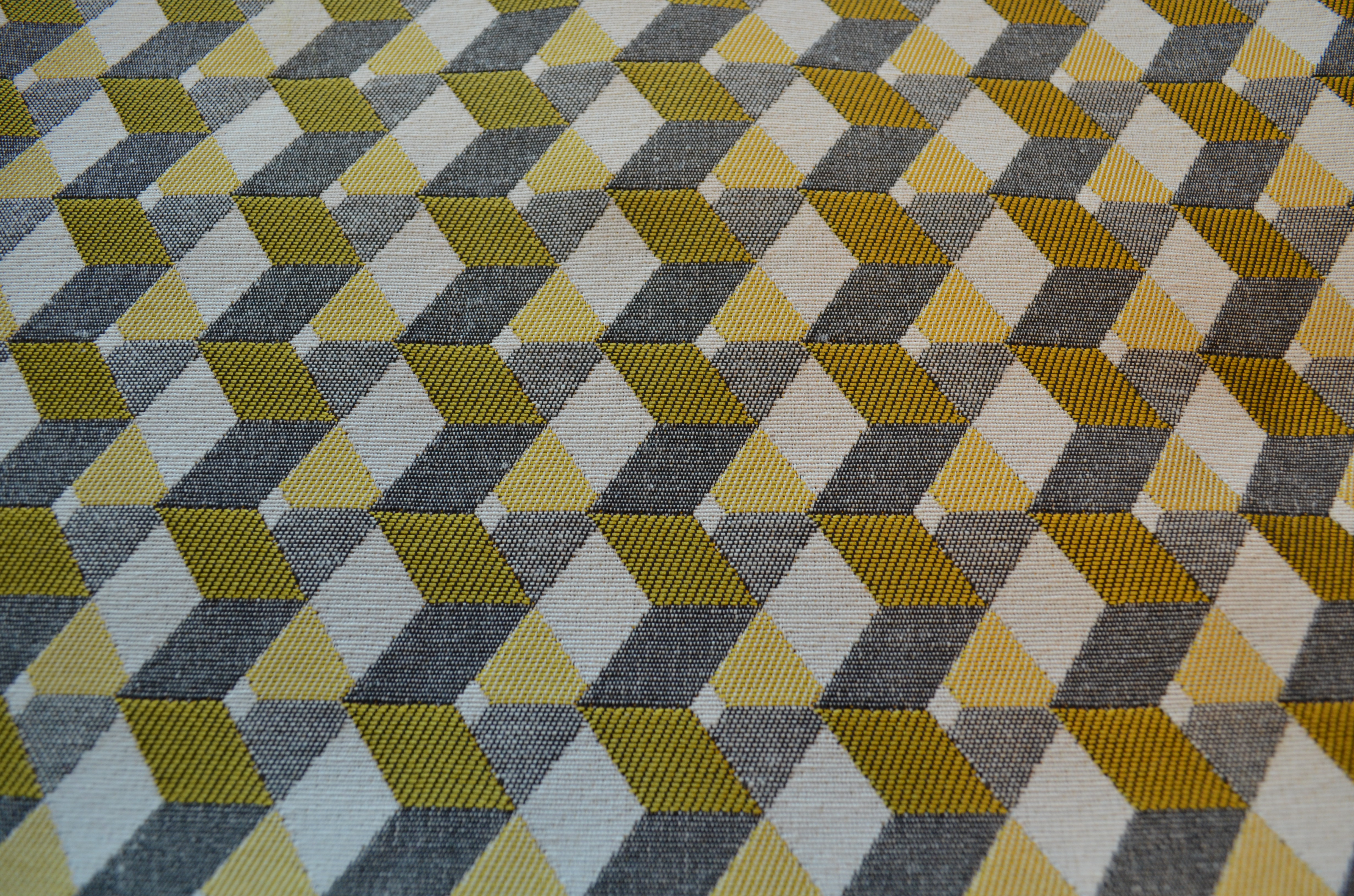 Mosaïque jaune-gris