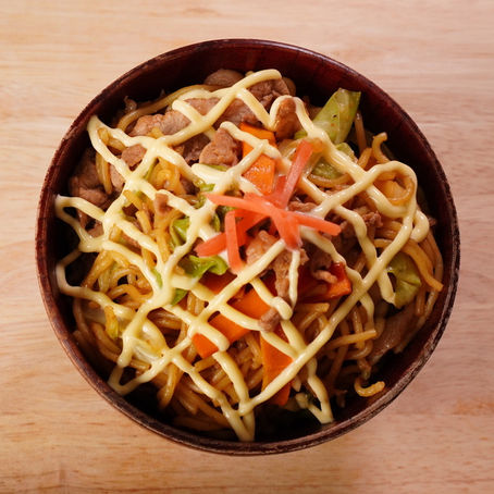 How to Make Yakisoba and its Sauce