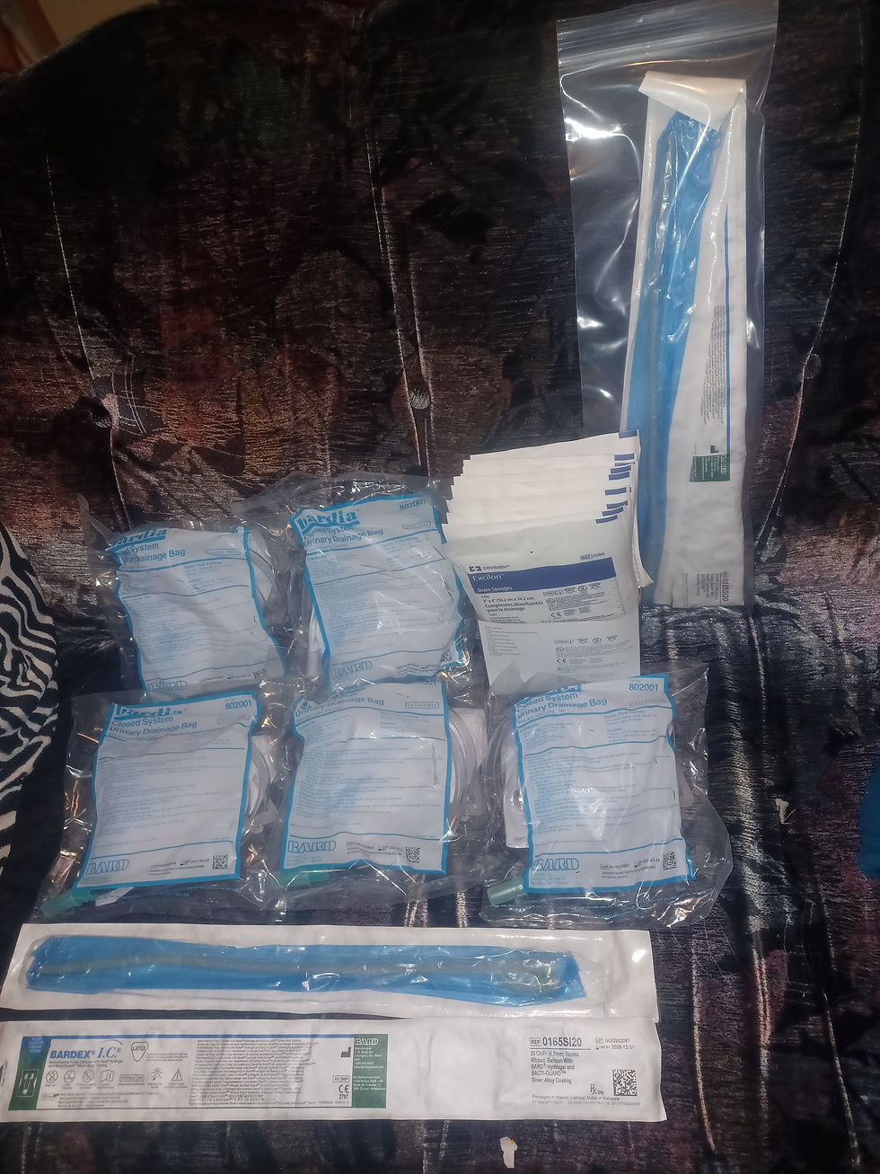 Catheter items - ref 802001 (5), ref 0165S120 (4) & ref 7086 -39 in Description