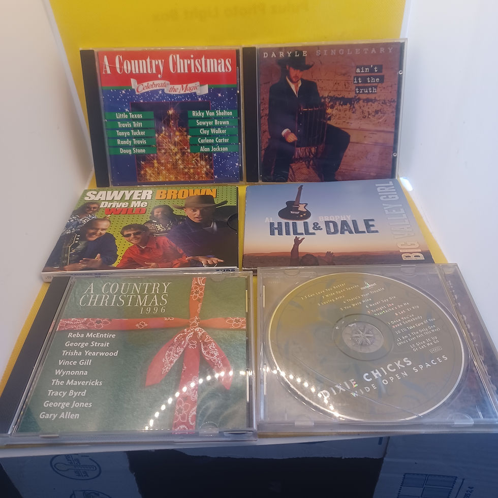 A Country Christmas , Daryle Singletary, Sawyer Brown & AL Brophy + 2 more in D