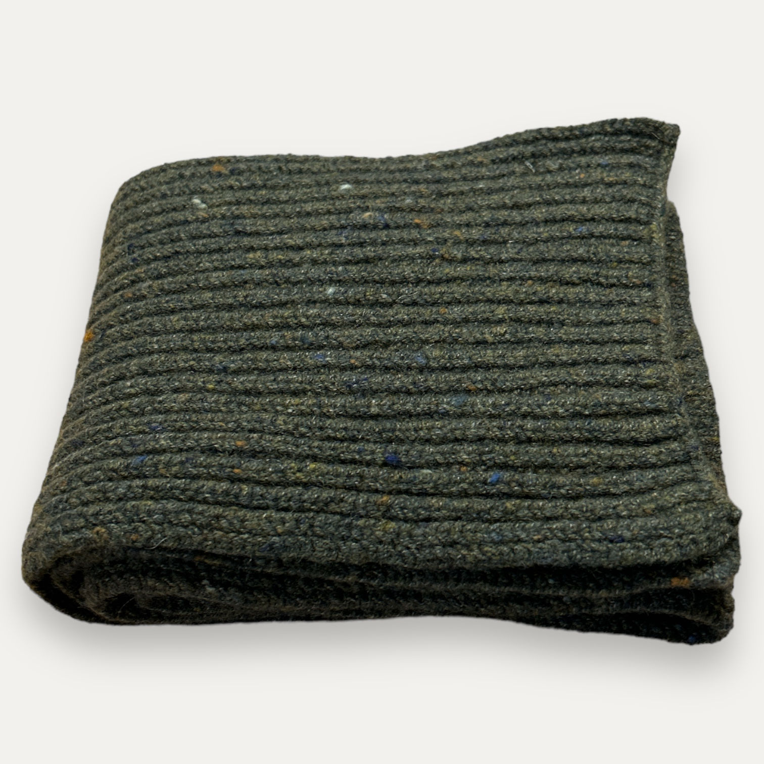 Ribbed Merino & Cashmere Scarf Forest by Inis Meáin