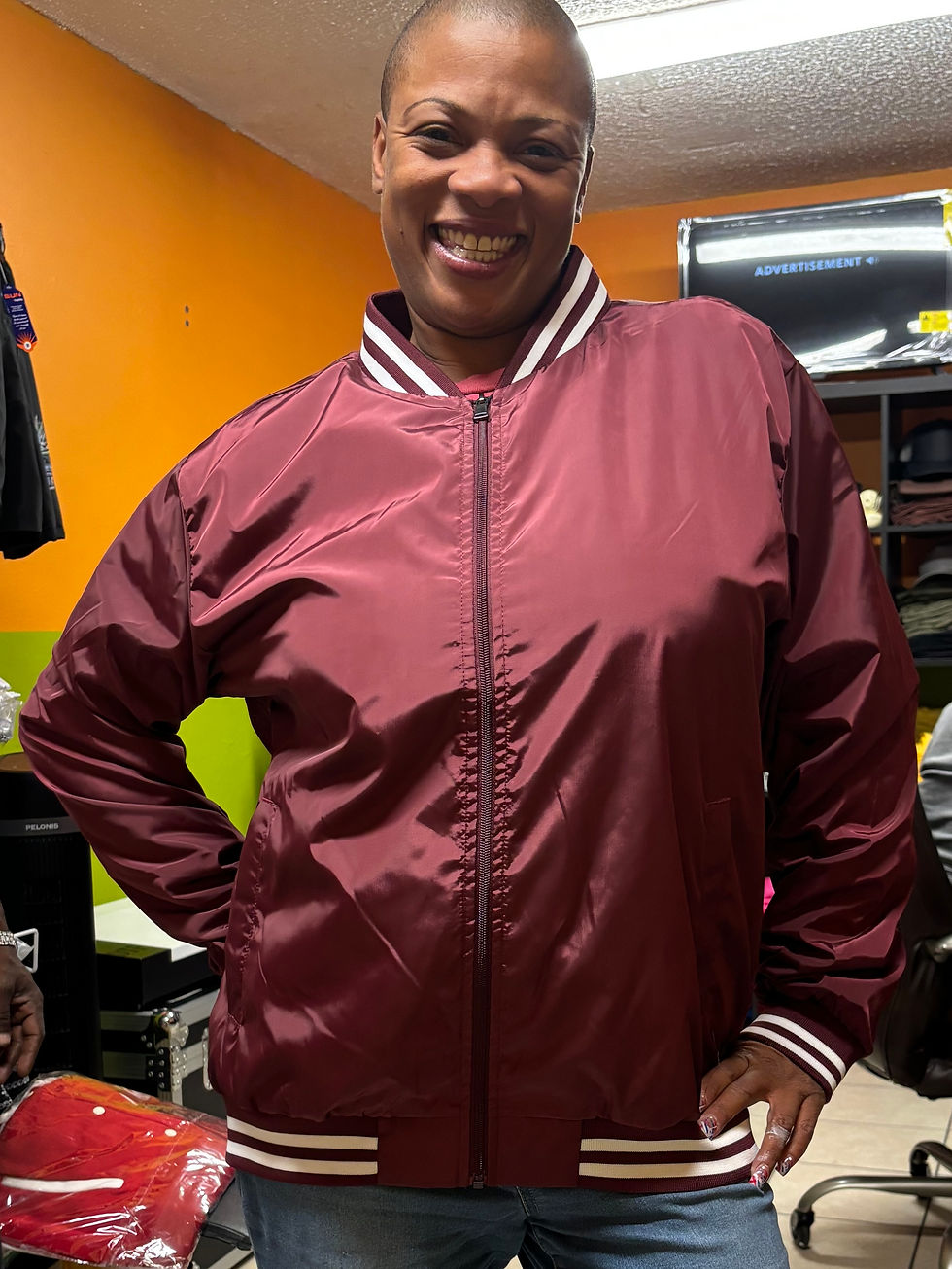 Windbreaker Burgandy Front