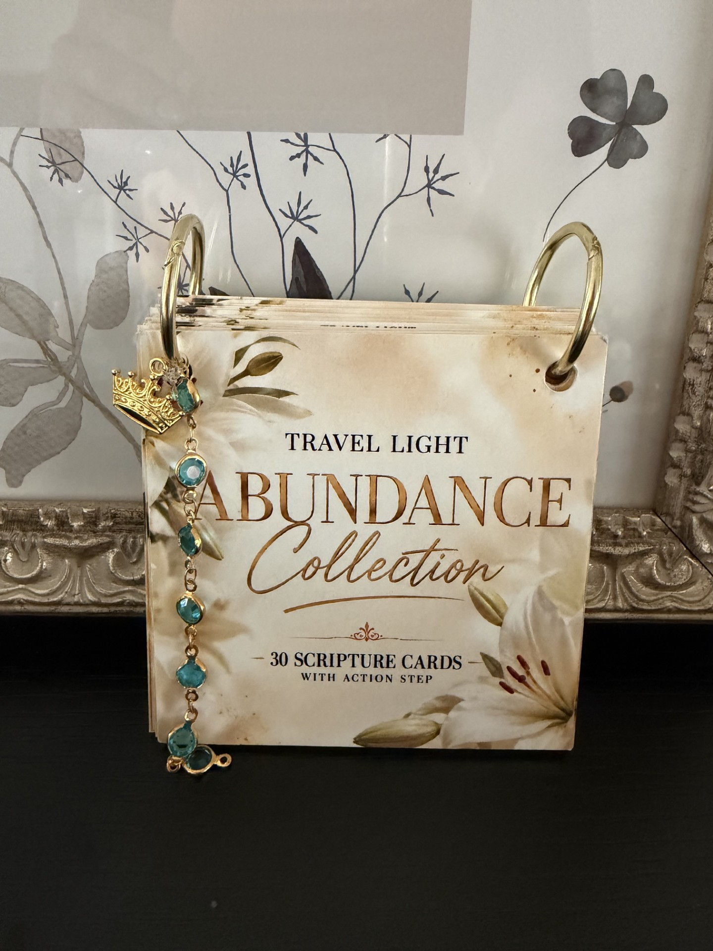 Travel Light Signature -The Abundance Collection 30 pack