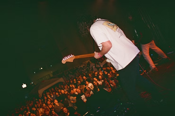 ed18fc9f-2244-498d-b138-53cf6d44f3dd