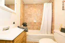 rentsfnow-735-taylor-model-staged-unit-7(19)