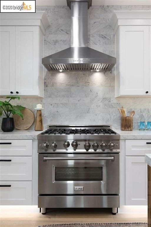 Thumbnail: Snow White Shaker