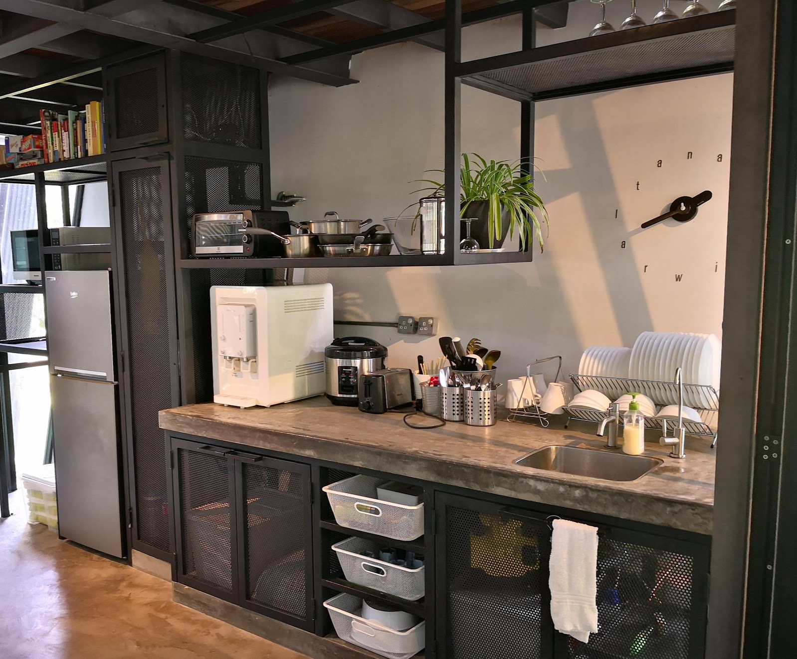 Kitchen with all basic essentials.