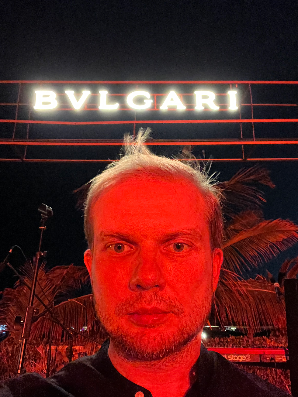 Morozov Studio filmmaker taking a selfie while filming Bvlgari Resort Dubai’s New Year’s Eve celebration in Dubai.