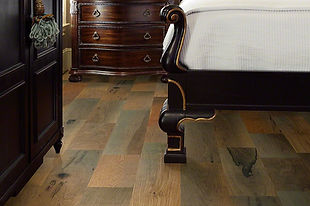 17026_aa814_20130523_bedroom_2_square.jpg