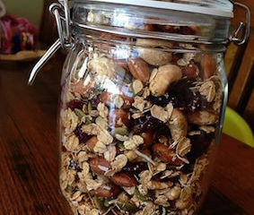 Easy toasted muesli