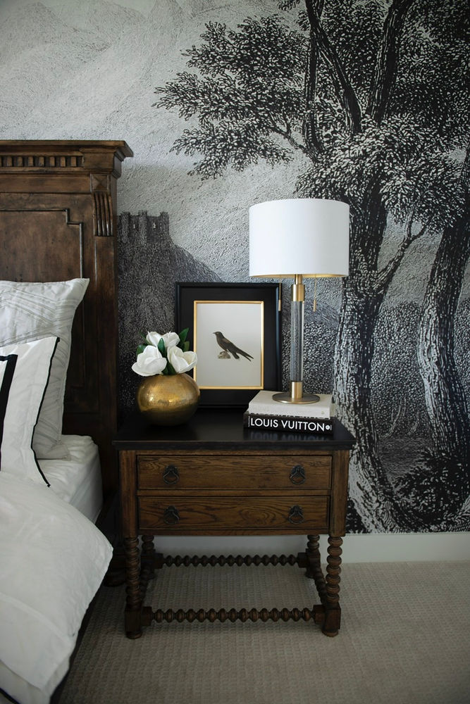 Three Ways to Decorate Your Nightstands