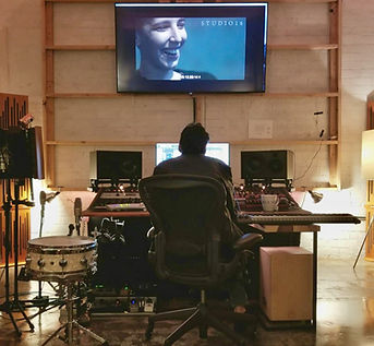 Nico Estudio Soledad.jpeg