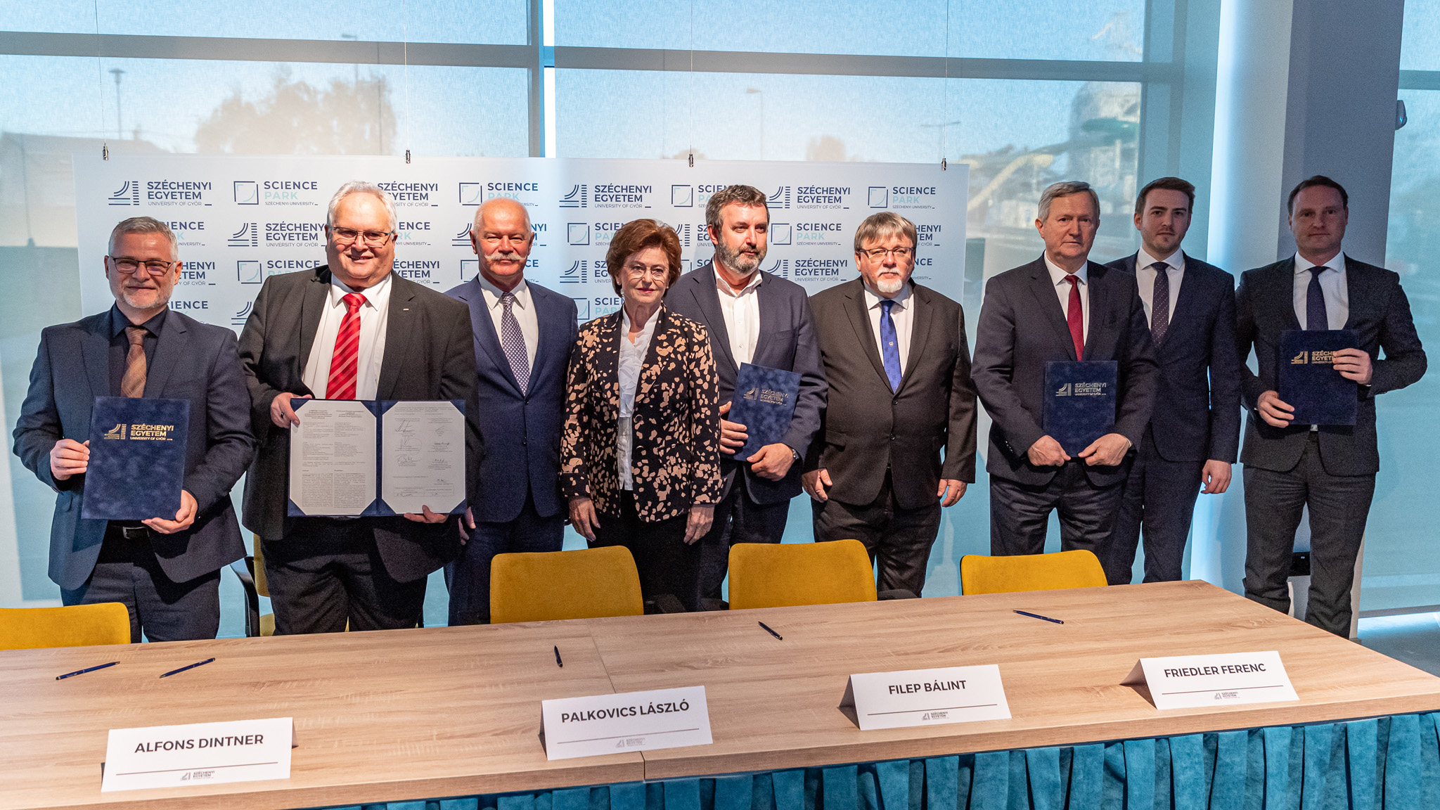 Széchenyi István University and Audi Hungaria Zrt. signed a cooperation agreement at the ceremony