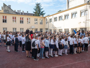 A tanévkezdésre kívül-belül megújult a Széchenyi-egyetem Öveges Kálmán Gyakorló Általános Iskolája
