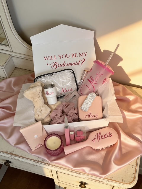 Deluxe Custom Gift Box (Bridesmaid, Maid/Matron, Mother)