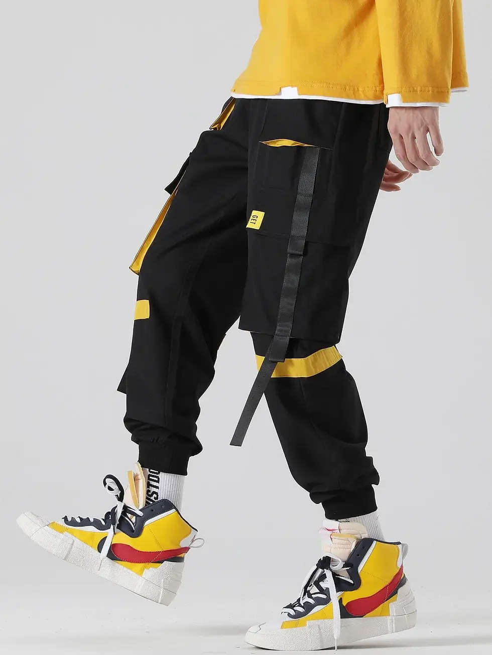 Thumbnail: Ribbon Flap Pocket Cargo Pants