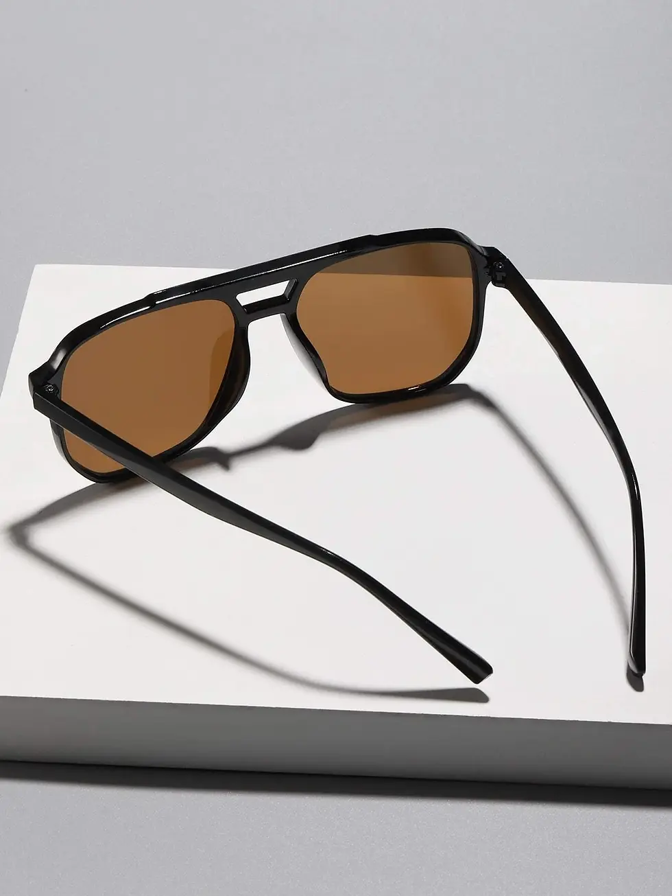 Thumbnail: Men Top Bar  Sunglasses