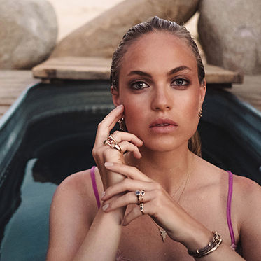 Meet Fie Isolde, the Scandinavian Jewelry Co. that Focuses on Raw and Refined Pieces
