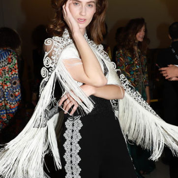 Naeem Khan’s Best Backstage Moments at LAFW