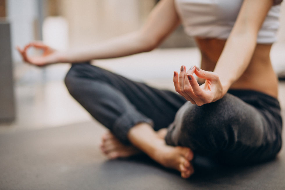 yoga, charmes.jpg